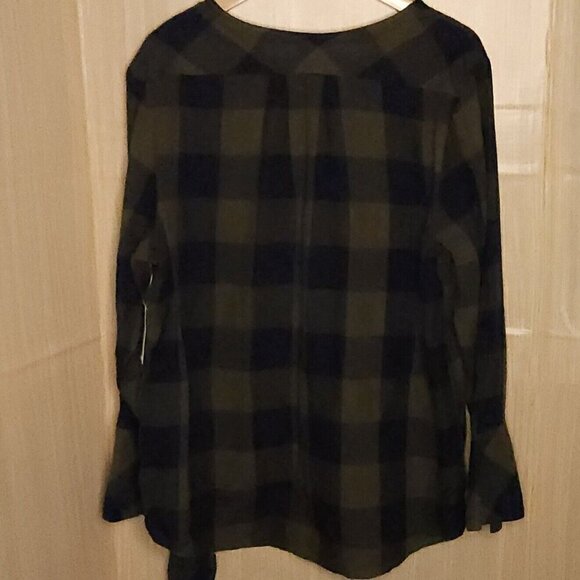 Time And Tru New Navy Green Plaid Bell Sleeve Pullover Top XXL - Picture 2 of 6